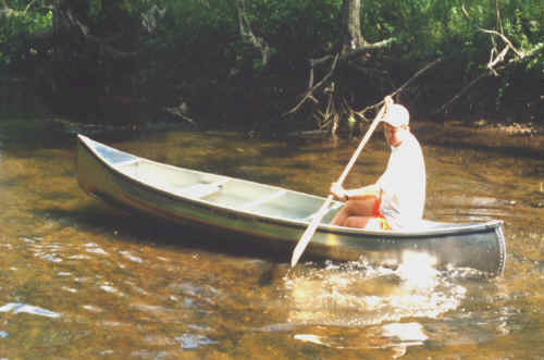 Michicraft T-15 Canoe in action